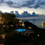 Agapanto Luxury Bed and breakfast 4*